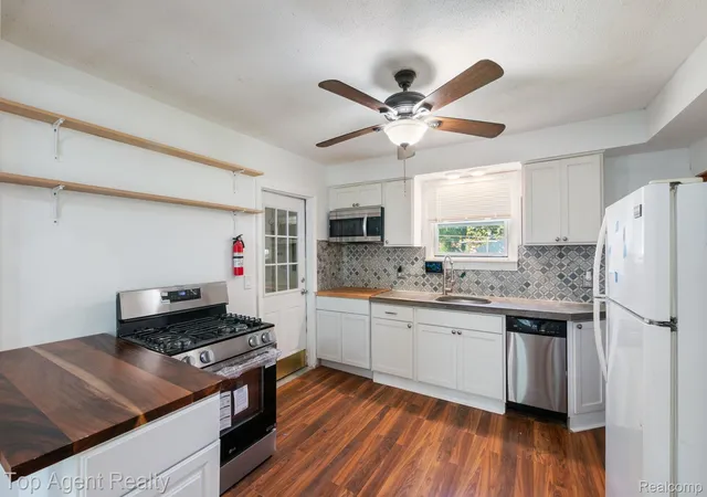 Photo 3 of Single family home for sale at 37353 Saint Joseph Dr, Sterling Heights, MI 48310 | MLS# 20261078490 | Listing updated on 2026-10-06