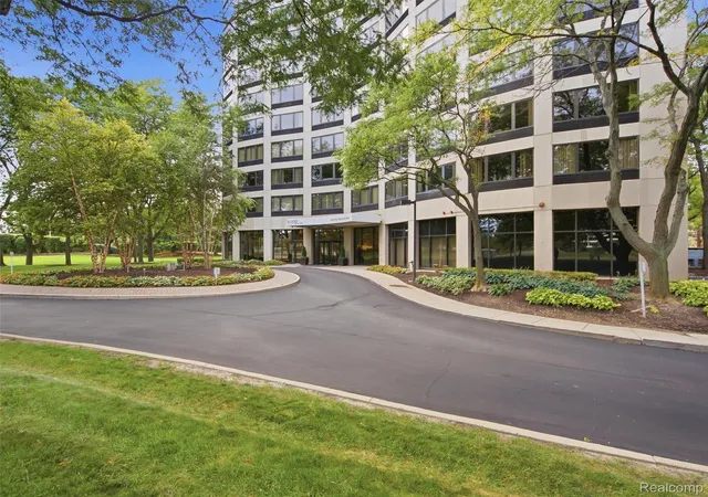 Photo 3 of Condo for sale at 5000 Town Ctr #1503, Southfield, MI 48075 | MLS# 20261078495 | Listing updated on 2026-10-08