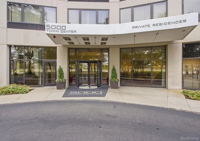Photo 4 of Condo for sale at 5000 Town Ctr #1503, Southfield, MI 48075 | MLS# 20261078495 | Listing updated on 2026-10-08