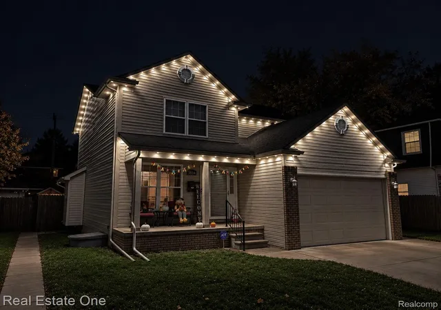 Photo 2 of Single family home for sale at 3814 14th Street, Wyandotte, MI 48192 | MLS# 20261078505 | Listing updated on 2026-10-12