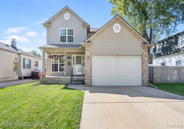 Photo 3 of Single family home for sale at 3814 14th Street, Wyandotte, MI 48192 | MLS# 20261078505 | Listing updated on 2026-10-12