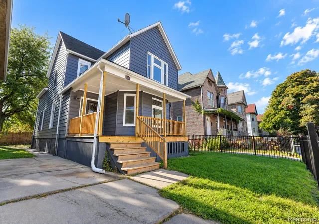 Photo 3 of Single family home for sale at 2003 Clarkdale St, Detroit, MI 48209 | MLS# 20261078519 | Listing updated on 2026-10-18