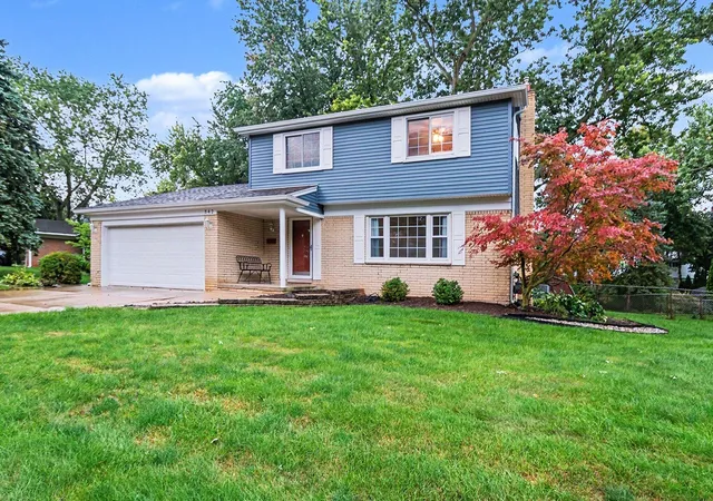Photo 1 of Single family home for sale at 542 Eastlook Dr, Saline, MI 48176 | MLS# 81026051693 | Listing updated on 2026-10-27