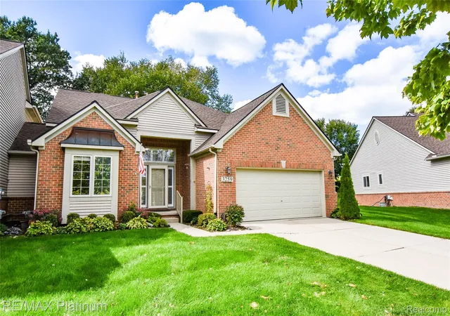 Photo 1 of Condo for sale at 3259 Lochmore Ct, Commerce Township, MI 48382 | MLS# 20261078535 | Listing updated on 2026-10-18
