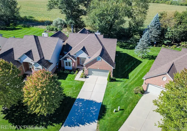 Photo 3 of Condo for sale at 3259 Lochmore Ct, Commerce Township, MI 48382 | MLS# 20261078535 | Listing updated on 2026-10-18