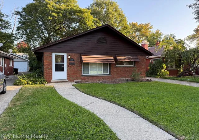 Photo 1 of Single family home for sale at 20449 Hunt Clb Dr, Harper Woods, MI 48225 | MLS# 20261078542 | Listing updated on 2026-10-25