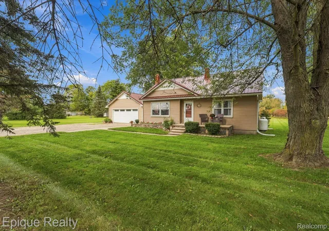 Photo 2 of Single family home for sale at 10600 Jeddo Rd, Brockway, MI 48097 | MLS# 20261078551 | Listing updated on 2026-10-05