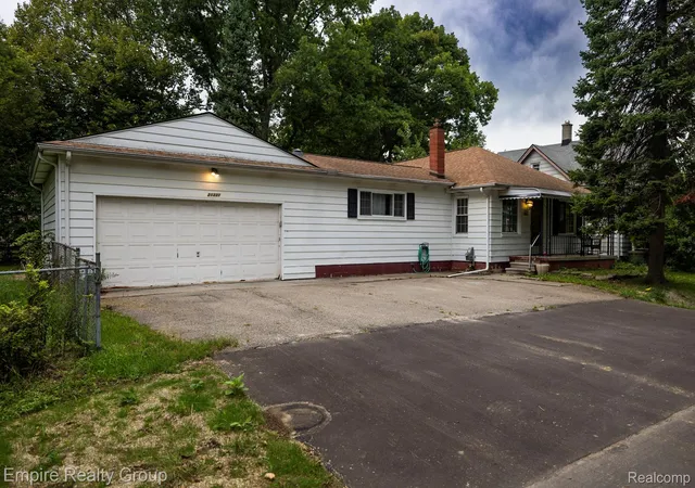 Single family home for sale at 21331 Collingham Ave, Farmington Hills, MI 48336 | MLS# 20261078574