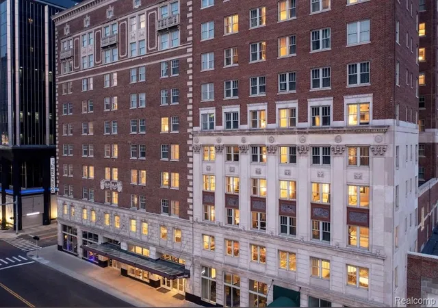 Listing Photo 1 - Condo for sale in building located at 525 W Lafayette Blvd, Detroit, MI 48226 - Unit #11B