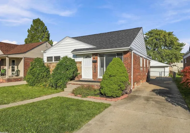 Photo 2 of Single family home for sale at 22786 Saxony Ave, Eastpointe, MI 48021 | MLS# 58050223265 | Listing updated on 2026-10-07