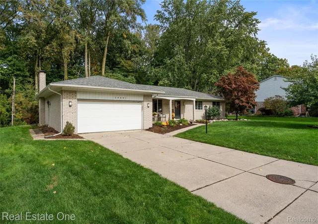 Photo 2 of Single family home for sale at 20001 S Riverhill Dr, Clinton Township, MI 48036 | MLS# 20261078589 | Listing updated on 2026-10-18