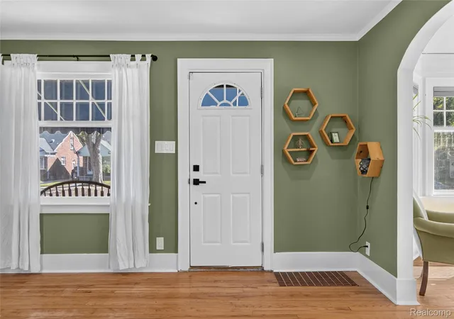 Photo 3 of Single family home for sale at 11339 Arnold St, Redford, MI 48239 | MLS# 20261078603 | Listing updated on 2026-10-05