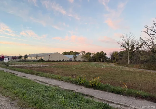 Photo 1 of Land for sale at 1727 Crescent Lake Rd, Waterford, MI 48327 | MLS# 20261078610 | Listing updated on 2026-10-08