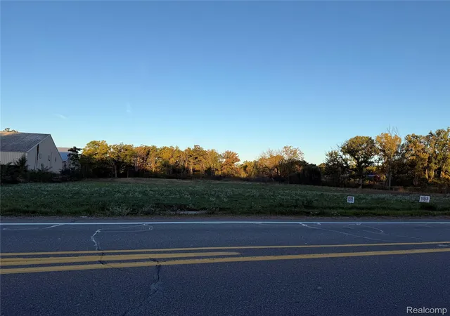 Photo 3 of Land for sale at 1727 Crescent Lake Rd, Waterford, MI 48327 | MLS# 20261078610 | Listing updated on 2026-10-08
