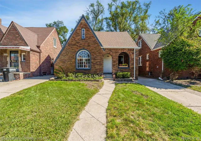 Photo 1 of Single family home for sale at 16220 Lesure St, Detroit, MI 48235 | MLS# 20261078614 | Listing updated on 2026-10-19