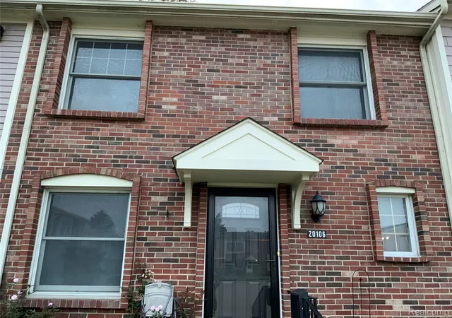 Photo 2 of Condo for sale at 20106 Great Oak Cir S #176, Clinton Charter Township Macomb, MI 48317 | MLS# 20261078642 | Listing updated on 2026-10-08