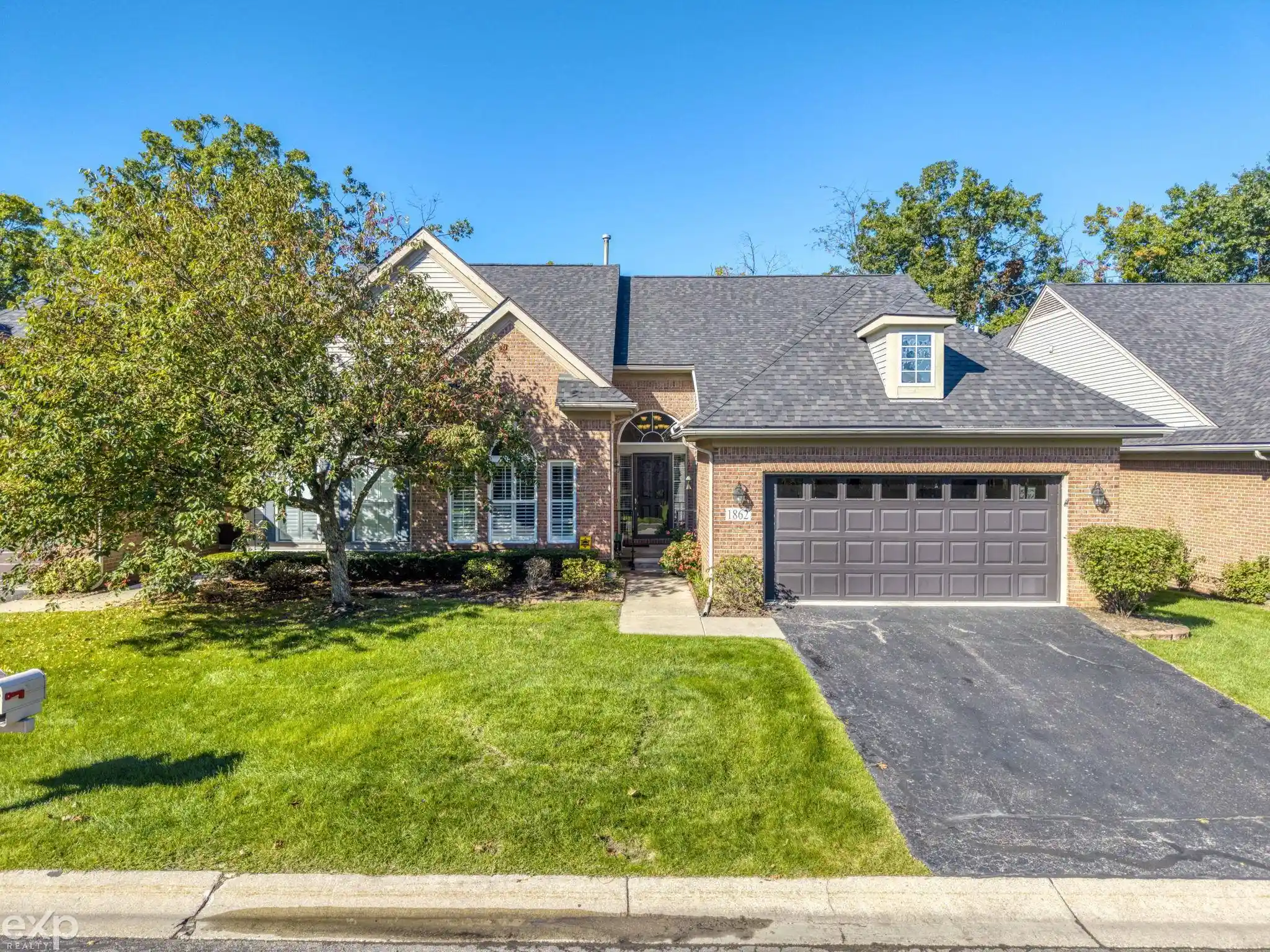 Listing Photo 1 - Condo for sale in 1862 Treyborne Cir located at 1862 Treyborne Cir, Walled Lake, MI 48390 - Unit 1862 Treyborne Cir
