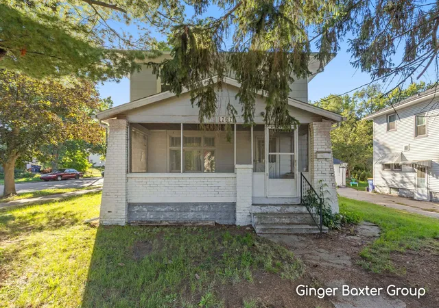 Photo 1 of Single family home for sale at 1767 Newark Ave Se, Grand Rapids, MI 49507 | MLS# 65026051762 | Listing updated on 2026-10-29