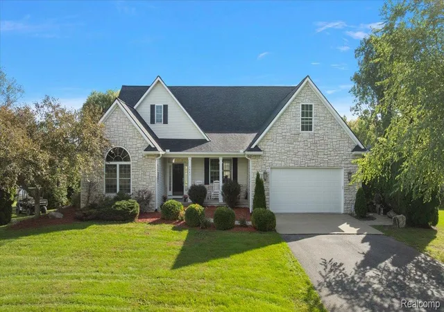 Photo 2 of Single family home for sale at 1447 Bowers Rd, Lapeer, MI 48446 | MLS# 20261078670 | Listing updated on 2026-10-11