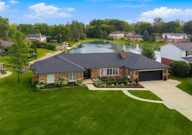 Photo 1 of Sale Pending at 5726 Woodmire Dr, Shelby Township, MI 48316 | MLS# 58050223287 | Listing updated on 2026-10-12