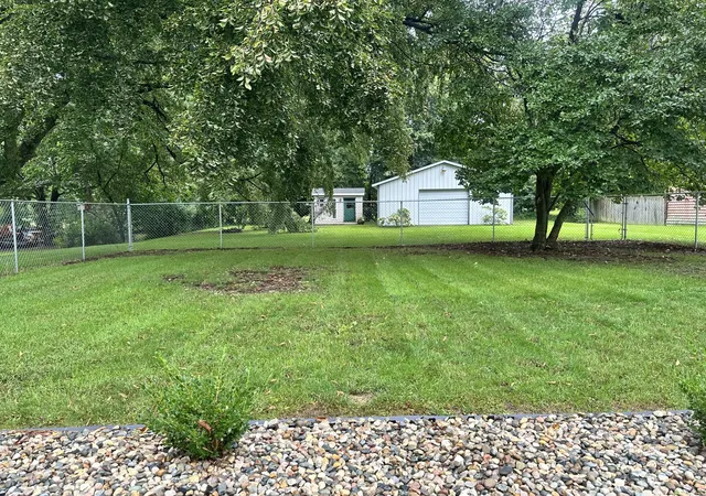 Photo 3 of Single family home for sale at 308 N Phelps St, Decatur, MI 49045 | MLS# 69026051771 | Listing updated on 2026-10-16