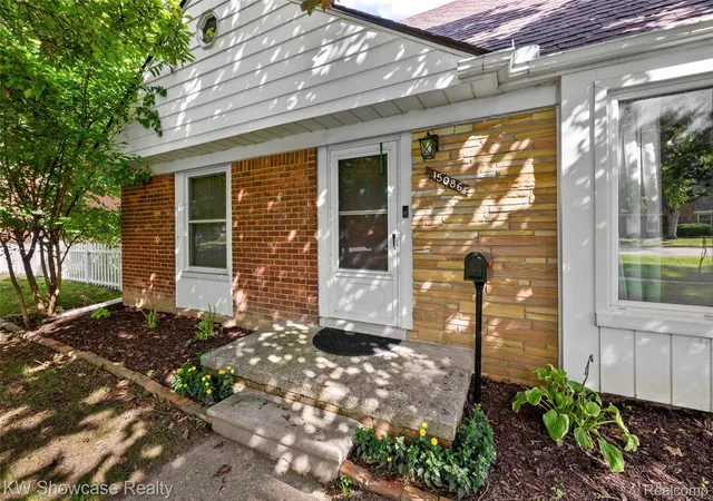 Photo 1 of Sale Pending at 15086 Delaware Ave, Redford, MI 48239 | MLS# 20261078691 | Listing updated on 2026-10-17