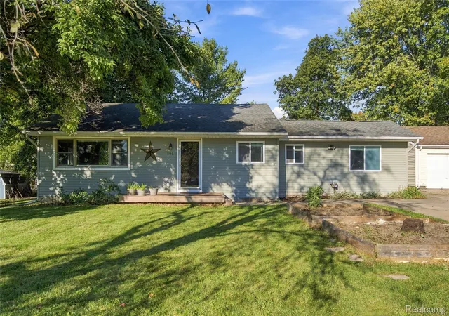 Photo 1 of Sale Pending at 501 Bush St, Linden, MI 48451 | MLS# 20261078692 | Listing updated on 2026-10-18