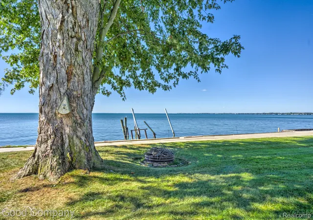 Photo 2 of Single family home for sale at 8981 Dixie Hwy, Ira, MI 48023 | MLS# 20261078717 | Listing updated on 2026-10-12