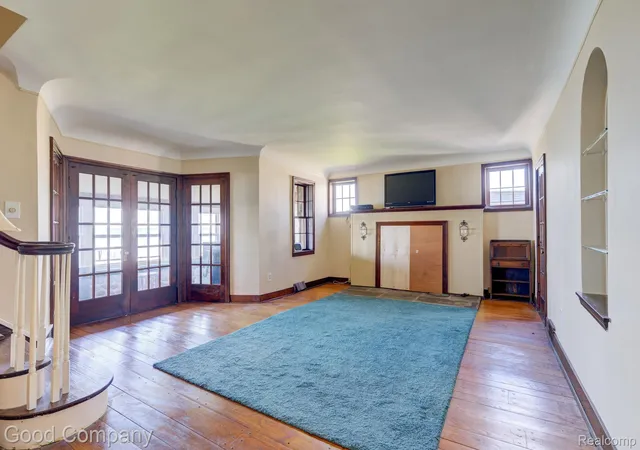 Photo 3 of Single family home for sale at 8981 Dixie Hwy, Ira, MI 48023 | MLS# 20261078717 | Listing updated on 2026-10-12