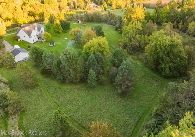 Photo 2 of Single family home for sale at 3054 Emery Ln, Metamora, MI 48455 | MLS# 20261078754 | Listing updated on 2026-10-14