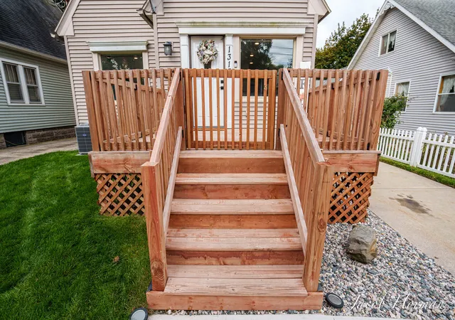 Photo 2 of Single family home for sale at 1313 N Jenison Ave, Lansing, MI 48915 | MLS# 65026051832 | Listing updated on 2026-10-09
