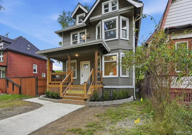 Photo 1 of Single family home for sale at 515 Mount Vernon St, Detroit, MI 48202 | MLS# 20261078781 | Listing updated on 2026-10-17