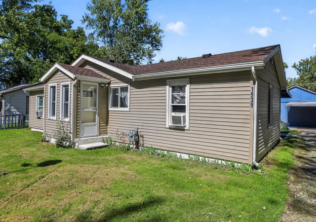Photo 3 of Single family home for sale at 1939 Taube Ave, Benton Harbor, MI 49022 | MLS# 69026051840 | Listing updated on 2026-10-05