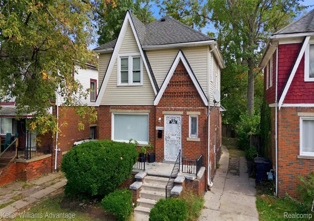 Photo 2 of Single family home for sale at 16242 Cheyenne St, Detroit, MI 48235 | MLS# 20261078802 | Listing updated on 2026-10-08