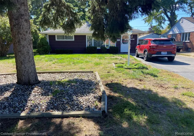 Photo 2 of Single family home for sale at 22665 Cloverlawn St, Taylor, MI 48180 | MLS# 20261078810 | Listing updated on 2026-10-17