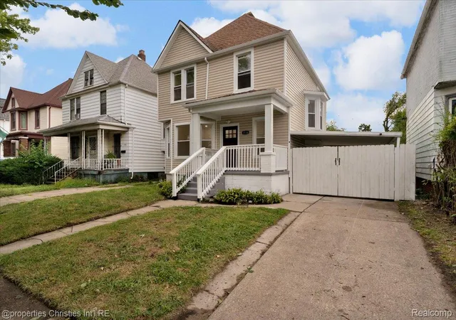 Photo 3 of Single family home for sale at 3738 Seneca St, Detroit, MI 48214 | MLS# 20261078838 | Listing updated on 2026-10-18