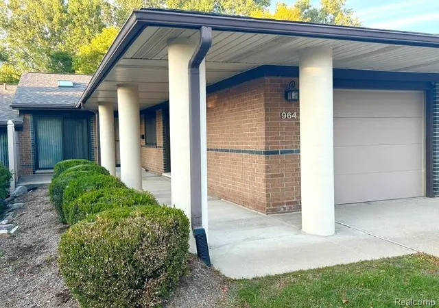 Photo 1 of Condo for sale at 964 Wexford Way #21, Rochester Hills, MI 48307 | MLS# 20261078855 | Listing updated on 2026-10-21