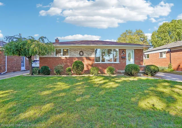 Photo 1 of Single family home for sale at 28723 Adler Dr, Warren, MI 48088 | MLS# 20261078868 | Listing updated on 2026-10-13