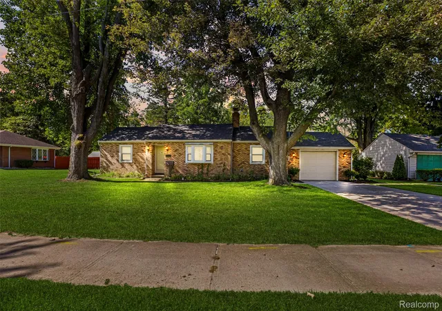 Photo 1 of Single family home for sale at 32400 Woodbrook Dr, Wayne, MI 48184 | MLS# 20261078869 | Listing updated on 2026-10-13