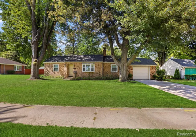 Photo 2 of Single family home for sale at 32400 Woodbrook Dr, Wayne, MI 48184 | MLS# 20261078869 | Listing updated on 2026-10-13