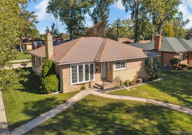 Photo 33 of Single family home for sale at 13440 Northfield Blvd, Oak Park, MI 48237 | MLS# 20261078880 | Listing updated on 2026-10-20