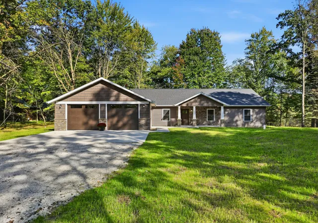 Photo 1 of Single family home for sale at 6742 Abbey Ln, Stanwood, MI 49346 | MLS# 72026051892 | Listing updated on 2026-10-07