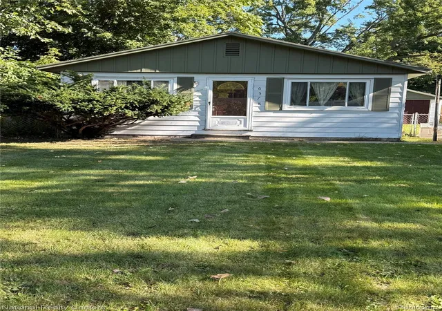 Single family home for sale at 6578 Cloverton Dr, Waterford, MI 48329 | MLS# 20261078892