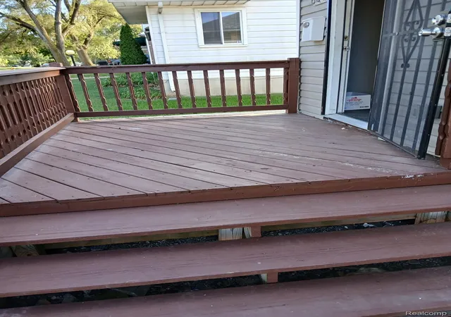 Photo 2 of Single family home for sale at 801 Cameron Ave, Pontiac, MI 48340 | MLS# 20261078910 | Listing updated on 2026-10-06