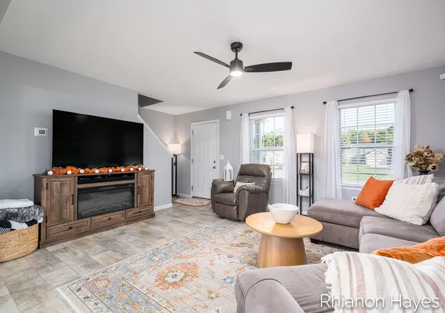 Photo 3 of Single family home for sale at 10894 Vine Leaf Cir, Allendale, MI 49401 | MLS# 65026051913 | Listing updated on 2026-10-20