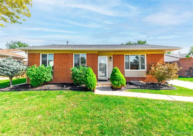 Photo 1 of Sale Pending at 28095 Weddel Ave, Brownstown Twp, MI 48183 | MLS# 20261078923 | Listing updated on 2026-10-15