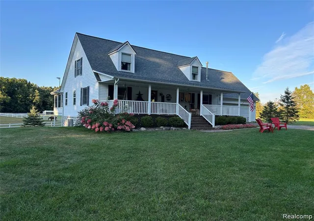 Photo 3 of Single family home for sale at 9074 White Rd, Linden, MI 48451 | MLS# 20261078924 | Listing updated on 2026-10-21