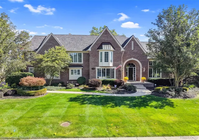 Single family home for sale at 734 Wellington Cir, Rochester Hills, MI 48309 | MLS# 20261078945