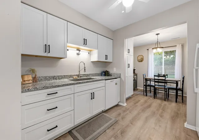 Listing Photo 5 - Condo for sale in building located at 515 W Highland Rd, Livingston, MI 48843 - Unit #E6