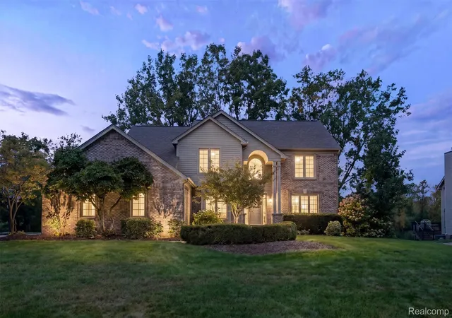 Photo 3 of Single family home for sale at 4126 Villager Dr, Lake Orion, MI 48359 | MLS# 20261078972 | Listing updated on 2026-10-21
